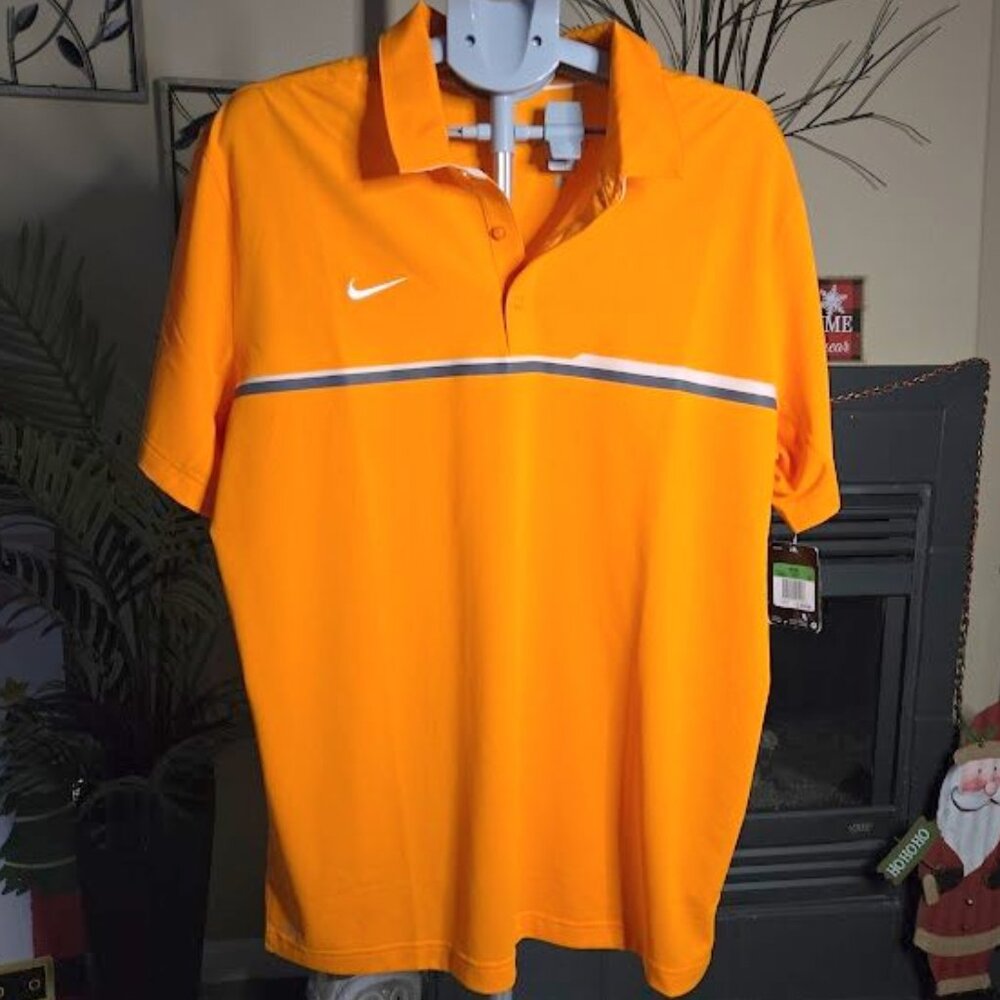 NWT Nike Dri Fit Mens XL shirt